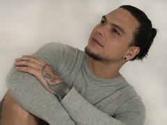 RobSaenz - male webcam at LiveJasmin