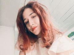 RobertaGraeter - female with black hair webcam at xLoveCam