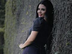 Romana-hot - female with black hair webcam at xLoveCam