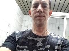 RomeoFantastic from xLoveCam