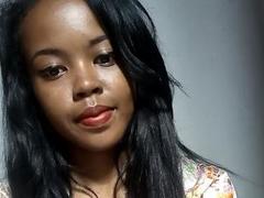 Romie - female webcam at xLoveCam