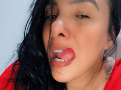 RondaHot from xLoveCam