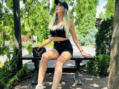 Ronete - blond female with  big tits webcam at xLoveCam
