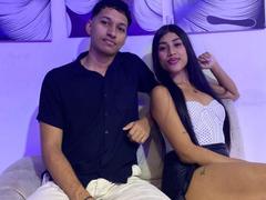 RoomieSsecretsss - couple webcam at xLoveCam