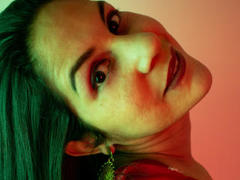 RoraimAnaggie - female with brown hair webcam at xLoveCam