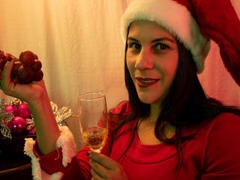 RoraimAnaggie - female with brown hair webcam at xLoveCam