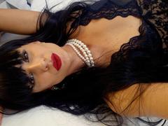 RosaliaHot69 from xLoveCam