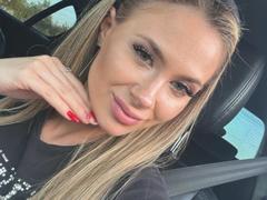 RosalieFleur from xLoveCam