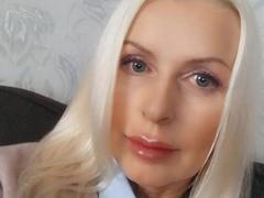 RosalineRena - blond female with  big tits webcam at xLoveCam