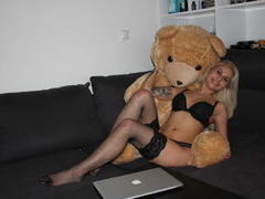 BlonDelicious69 - blond female webcam at ImLive