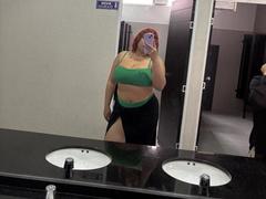 RoseDijon - female webcam at xLoveCam