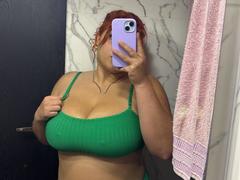 RoseDijon - female webcam at xLoveCam