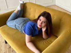 RoseHamble-hot - female with brown hair webcam at xLoveCam