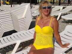 RoseMagic - blond female with  small tits webcam at ImLive