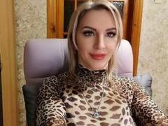 RoseMagic - blond female with  small tits webcam at ImLive