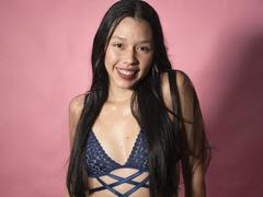 RoseSexAndFun - female webcam at xLoveCam