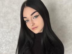 RoseanaConlin - female with black hair webcam at xLoveCam