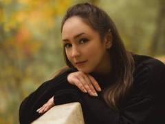 RosettaAbigale - female with brown hair and  big tits webcam at LiveJasmin