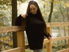 RosettaAbigale - female with brown hair and  big tits webcam at LiveJasmin