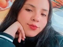 RosieTurner - female with  big tits webcam at xLoveCam