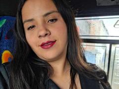 RosieTurner - female with  big tits webcam at xLoveCam