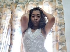 Rosiia - female webcam at xLoveCam