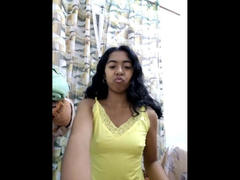 Rosiia from xLoveCam