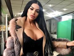 RossaIsabella - female webcam at xLoveCam