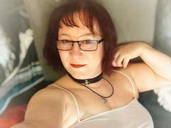 RotesTeufelchen-hot - female with red hair webcam at xLoveCam