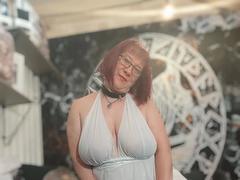 RotesTeufelchen-hot - female with red hair webcam at xLoveCam