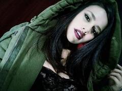 Roseee - female with black hair and  big tits webcam at xLoveCam