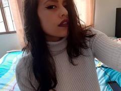 Roseee - female with black hair and  big tits webcam at xLoveCam
