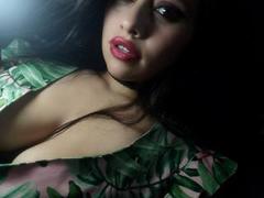 Roseee - female with black hair and  big tits webcam at xLoveCam