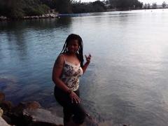 RounderAss - female webcam at xLoveCam