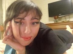 RowenaVonnie from xLoveCam