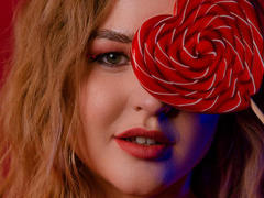 RoxanaNemes - female with brown hair webcam at LiveJasmin