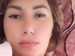 RoxolanaSexy - female with brown hair and  big tits webcam at xLoveCam