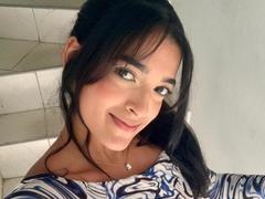 RoxyThunder - female with black hair and  big tits webcam at xLoveCam