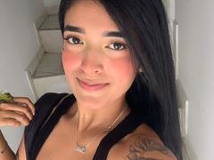 RoxyThunder - female with black hair and  big tits webcam at xLoveCam