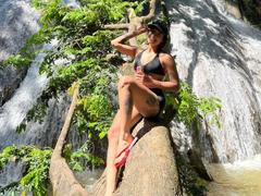 RoxyThunder - female with black hair and  big tits webcam at xLoveCam