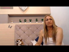 RubbyGrace from xLoveCam