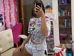 RubbyT - blond female webcam at xLoveCam