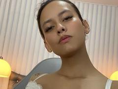 RubbyT - blond female webcam at xLoveCam