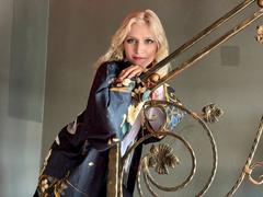 RubyDavis - blond female with  big tits webcam at xLoveCam