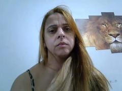 RubyReal - female webcam at xLoveCam