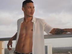 RuiMaddoox from xLoveCam