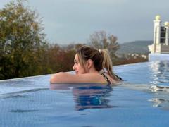 RuthaLoil - blond female webcam at xLoveCam