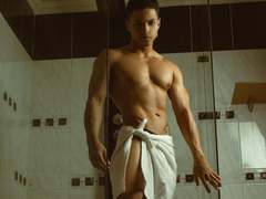RyanGreyss from xLoveCam