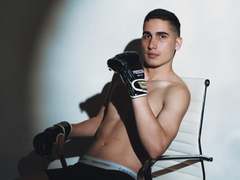 Ryanlevys - male webcam at xLoveCam
