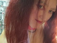 Sabrhina from xLoveCam